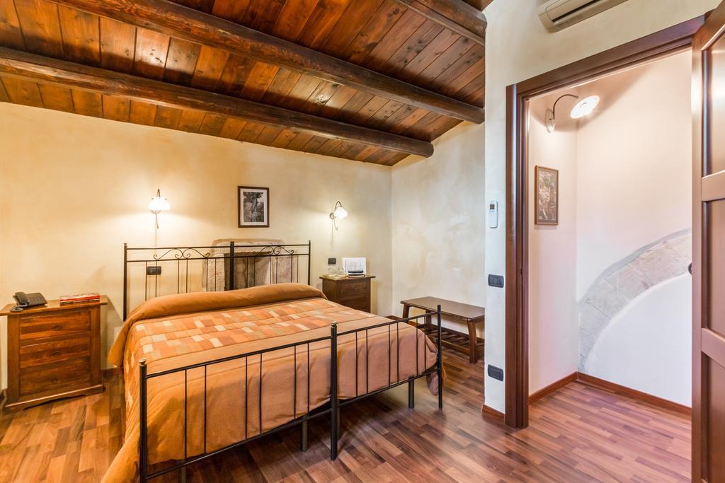 Casina Di Grotta Di Ferro Guest House Santa Croce Camerina Ngoại thất bức ảnh