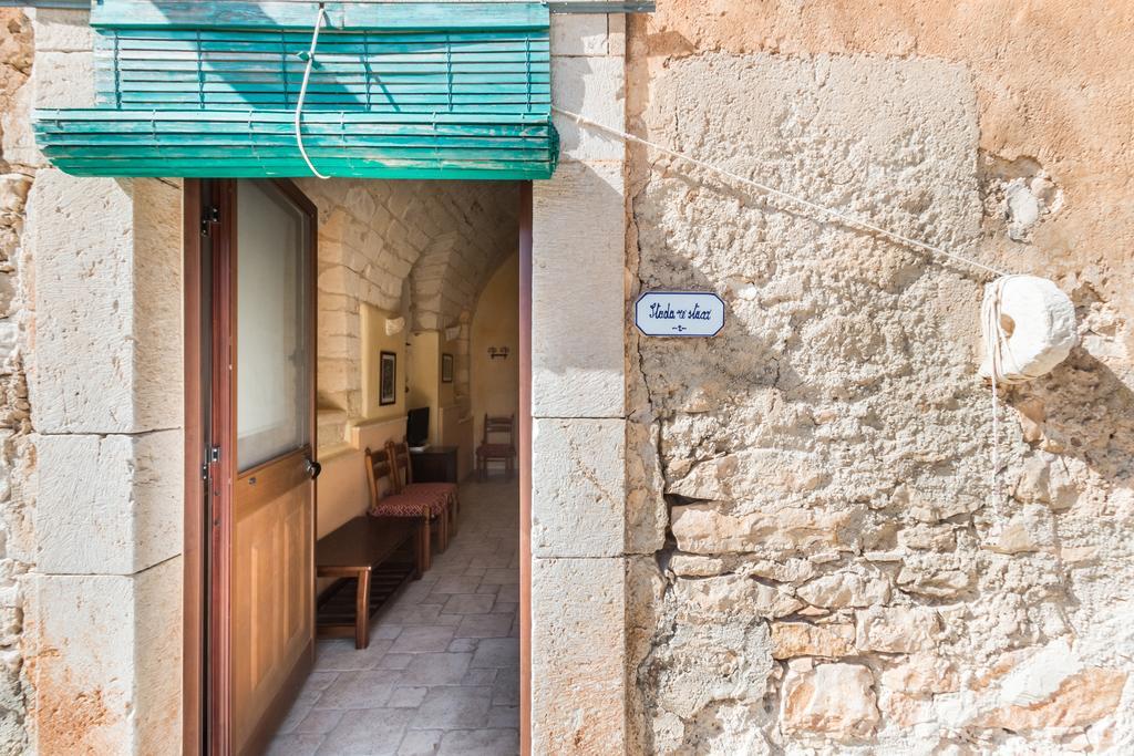 Casina Di Grotta Di Ferro Guest House Santa Croce Camerina Ngoại thất bức ảnh