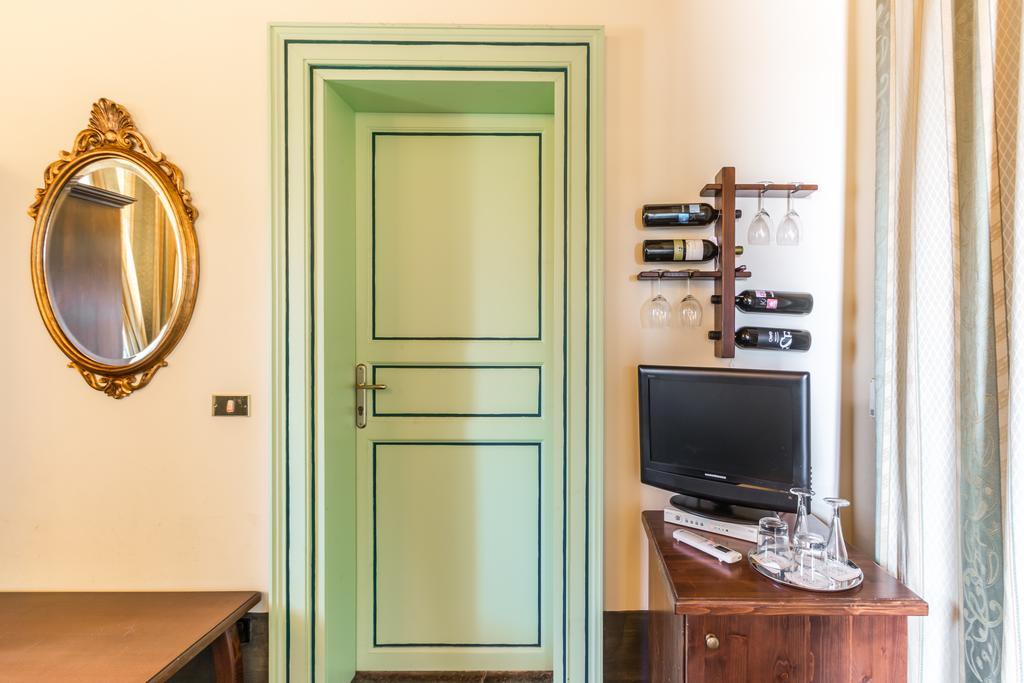 Casina Di Grotta Di Ferro Guest House Santa Croce Camerina Ngoại thất bức ảnh
